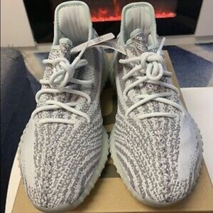 adidas yeezy boost 350 v2 blue tint Size 11